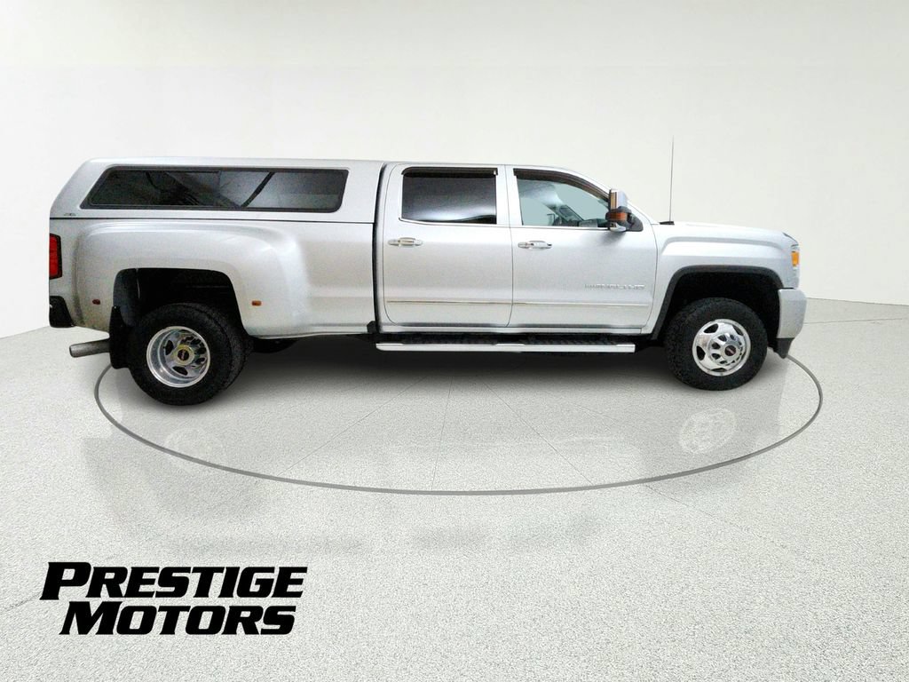 Used 2019 GMC Sierra 3500 Denali AWD/4WD image 7