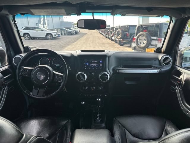 Used 2014 Jeep Wrangler Unlimited Sahara w/ Max Tow Package AWD/4WD image 14