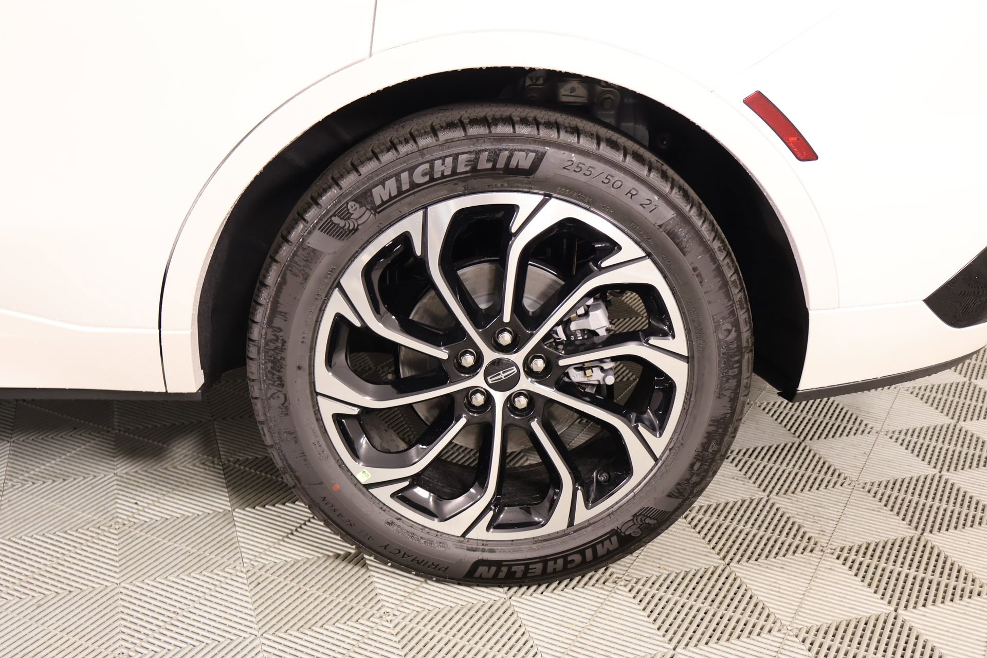 New 2026 Lincoln Nautilus Reserve AWD/4WD image 19