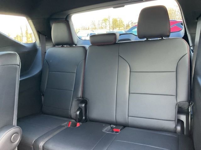 Certified 2025 Chevrolet Traverse RS AWD/4WD image 10