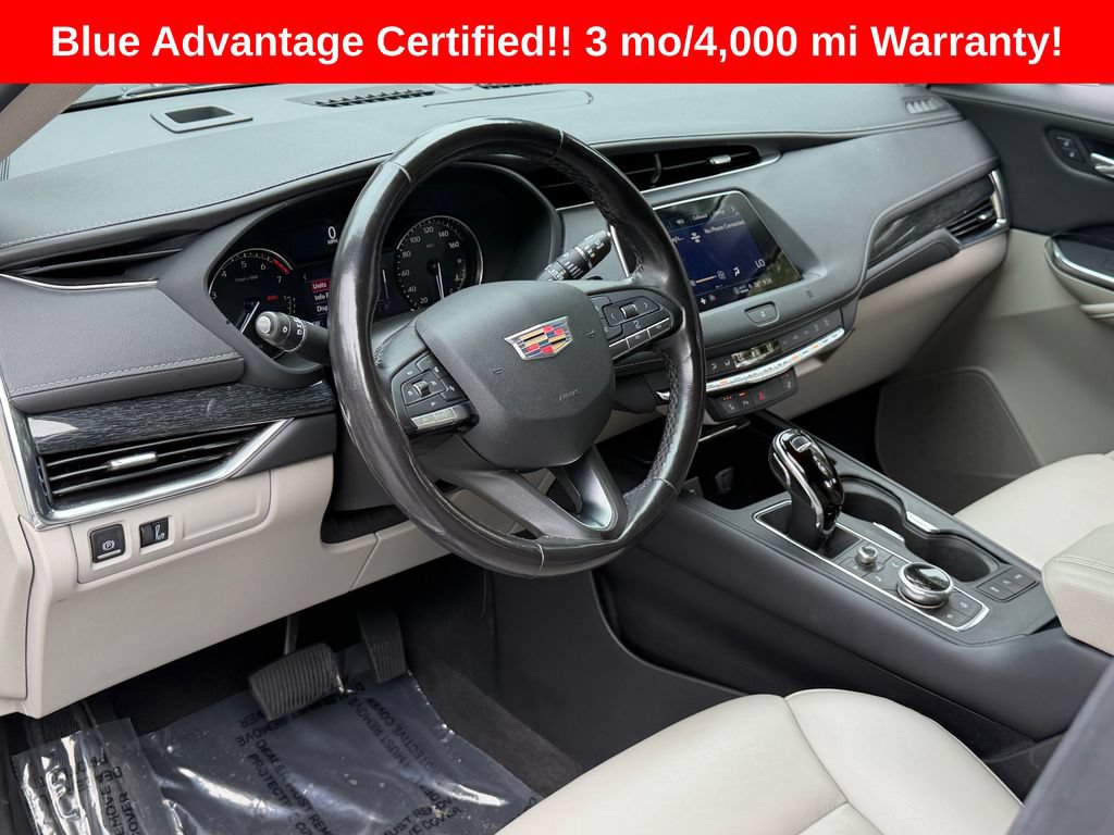 Used 2021 Cadillac XT4 Premium Luxury w/ Cold Weather Package FWD image 30