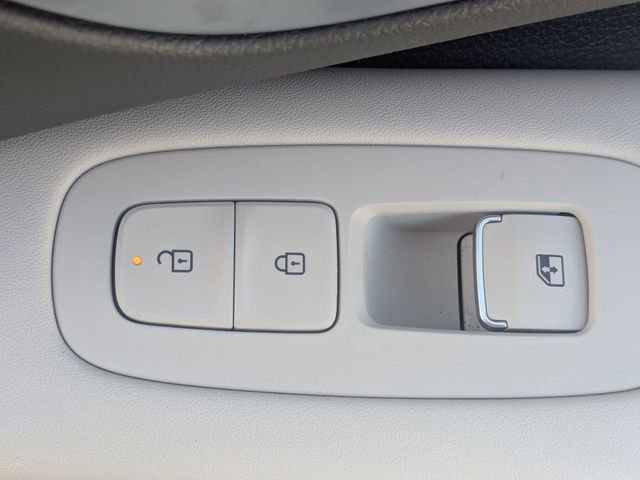 Used 2025 Hyundai Sonata SEL image 32