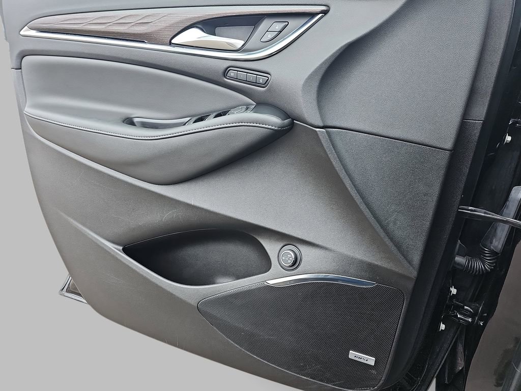 Certified 2023 Buick Enclave Avenir w/ Avenir Technology Package AWD/4WD image 34