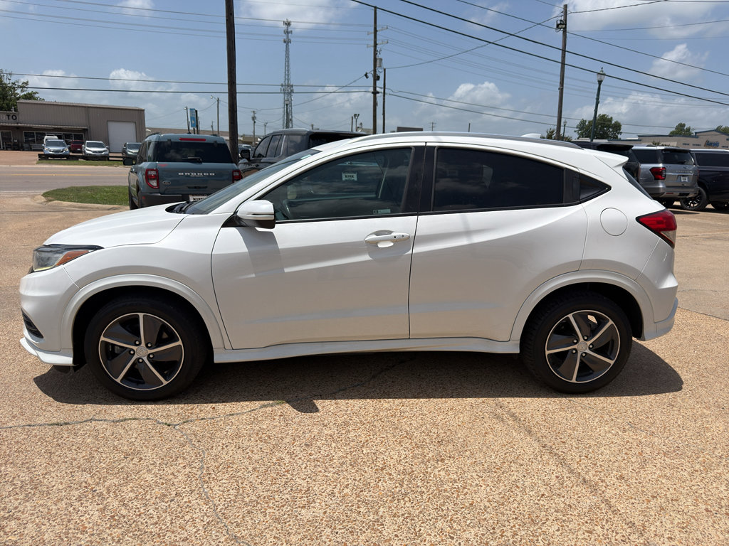 Used 2020 Honda HR-V Touring image 2