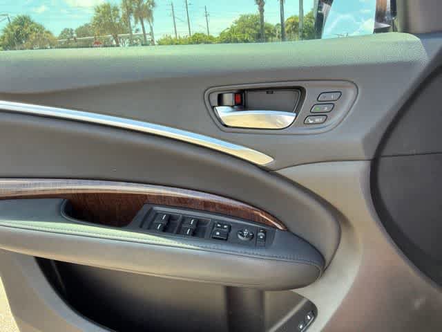 Used 2020 Acura MDX FWD image 25