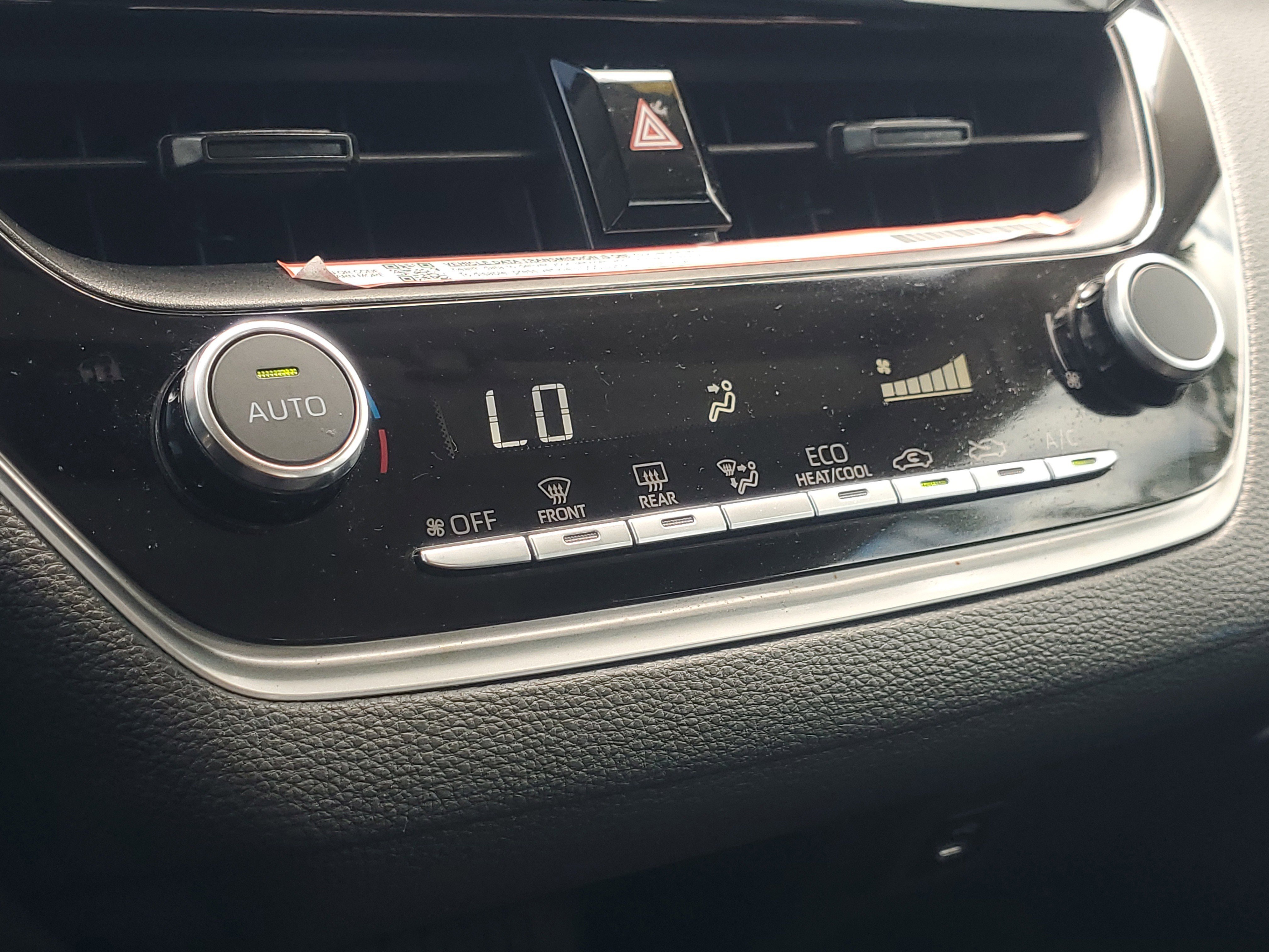 Certified 2025 Toyota Corolla LE FWD image 28