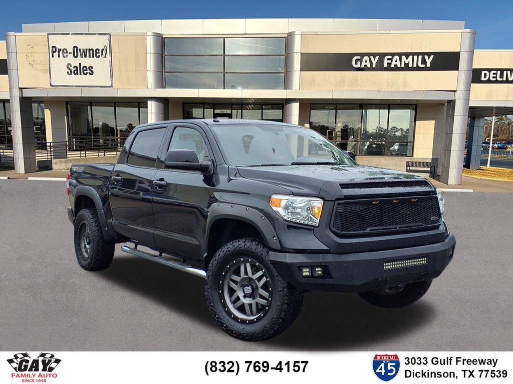 Used 2017 Toyota Tundra Limited w/ Limited Premium Package