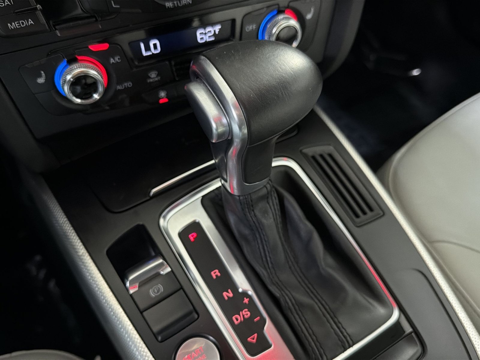 Used 2016 Audi A4 Premium Plus w/ Premium Plus Package AWD/4WD image 21