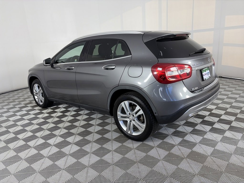 Used 2017 Mercedes-Benz GLA 250 4MATIC image 5