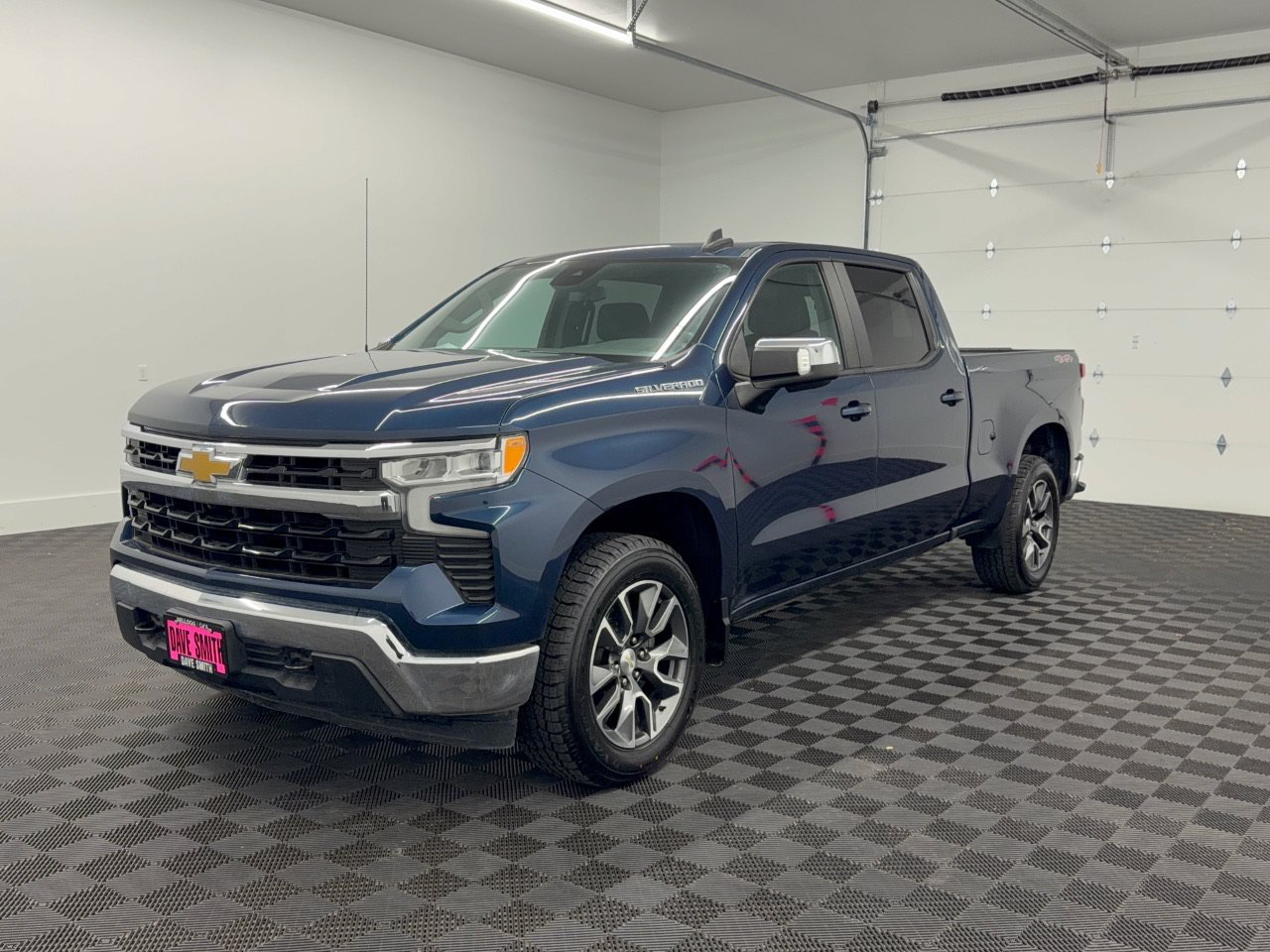 Used 2022 Chevrolet Silverado 1500 LT w/ All Star Edition Plus AWD/4WD image 1
