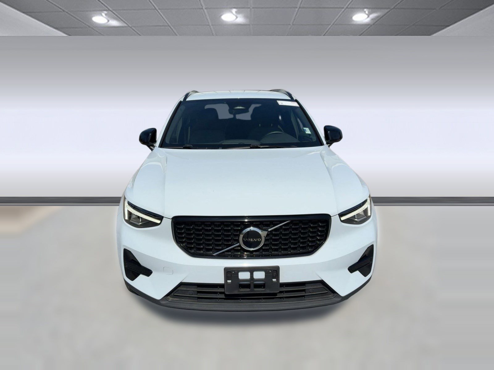 Certified 2024 Volvo XC40 B5 Core image 6