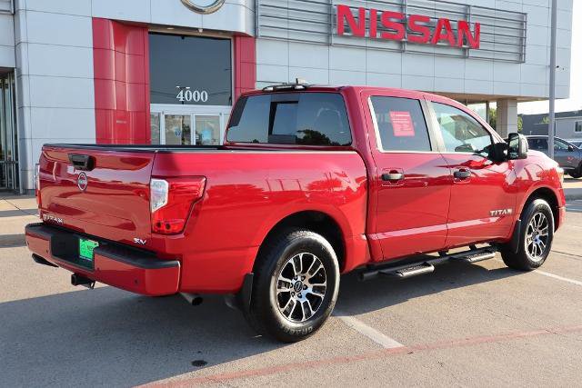 Certified 2024 Nissan Titan SV w/ SV Convenience Package image 6