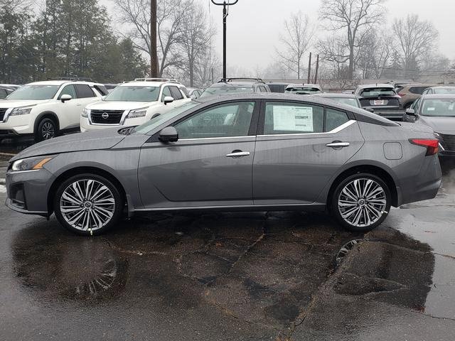 New 2025 Nissan Altima 2.5 SL image 3