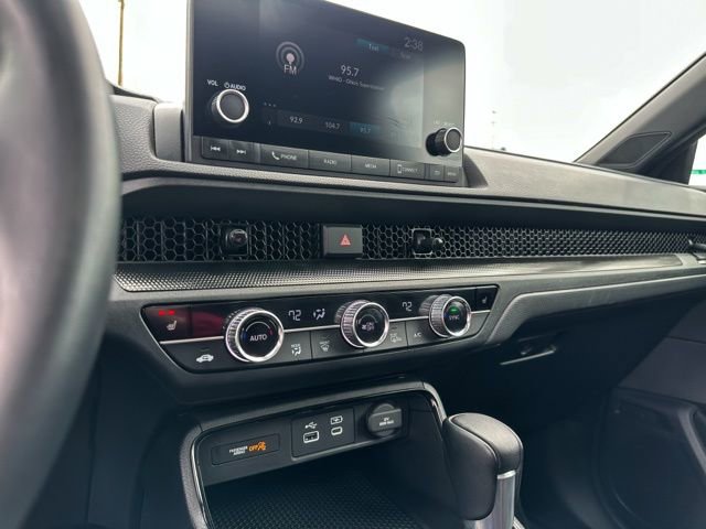 Used 2025 Honda CR-V Sport image 18