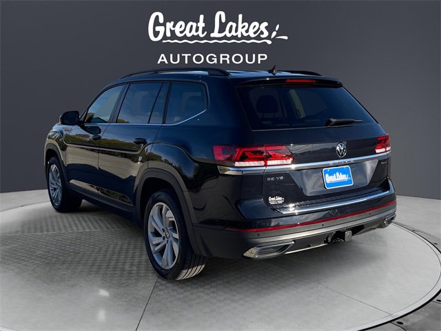 Used 2023 Volkswagen Atlas SE w/ Panoramic Sunroof Package image 3