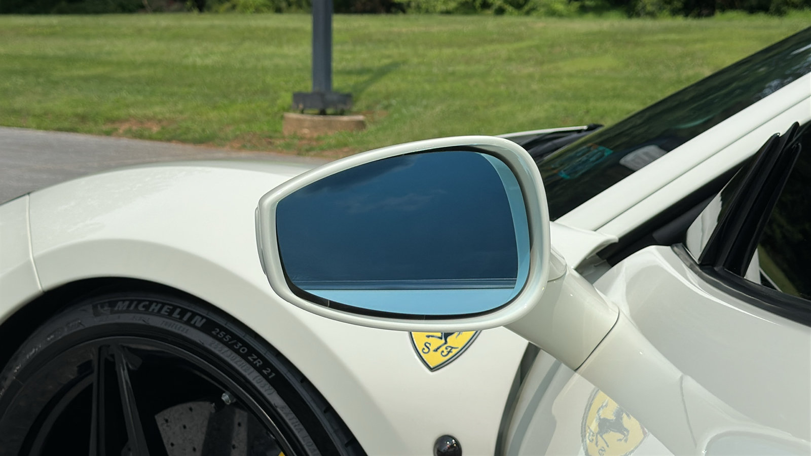 Used 2017 Ferrari 488 GTB RWD image 20