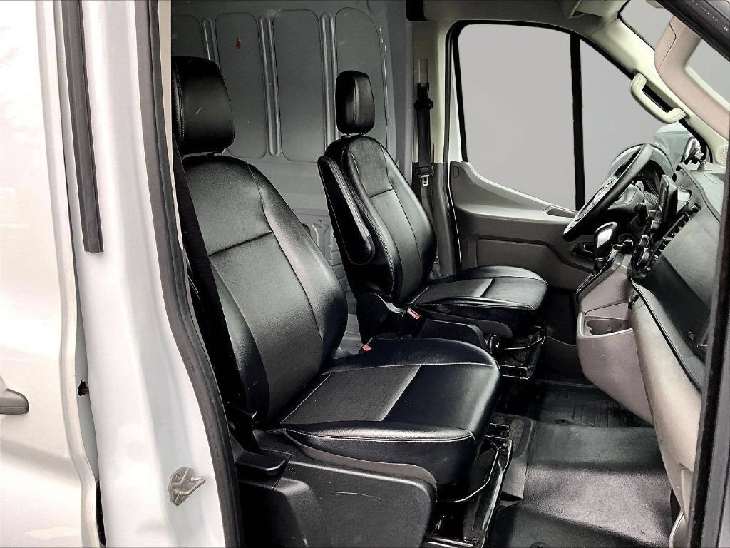 Used 2024 Ford Transit 250 148 Medium Roof Extended AWD image 30