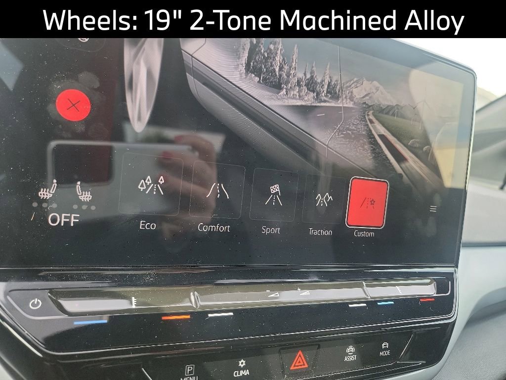 Used 2023 Volkswagen ID.4 Pro AWD/4WD image 21