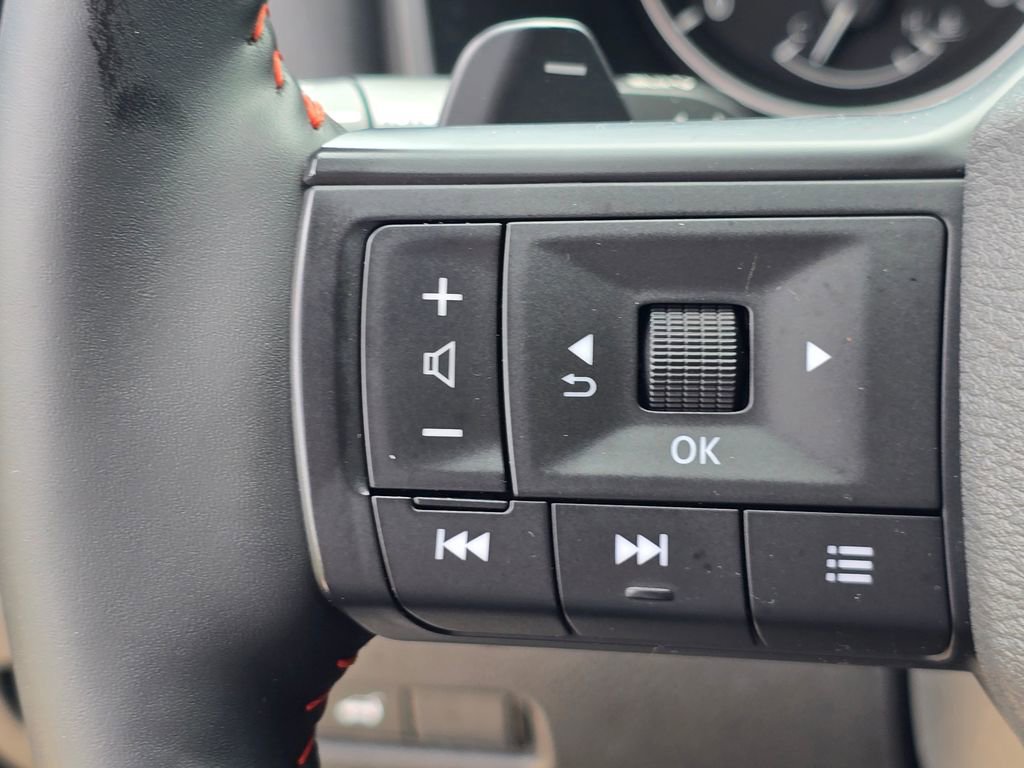 Used 2025 Nissan Rogue SV w/ Rock Creek Premium Package AWD/4WD image 22