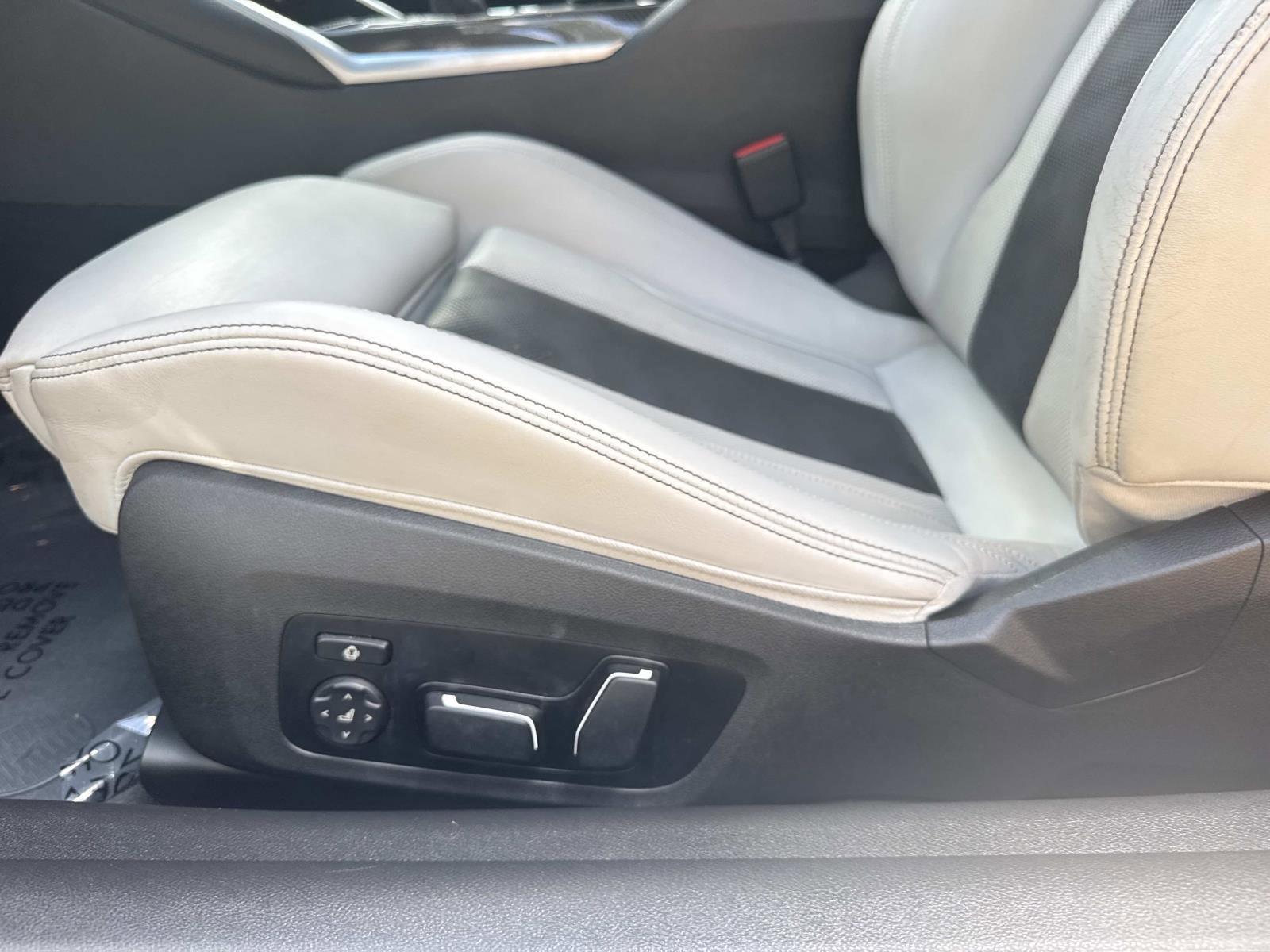 Certified 2025 BMW M4 Coupe w/ Executive Package image 15