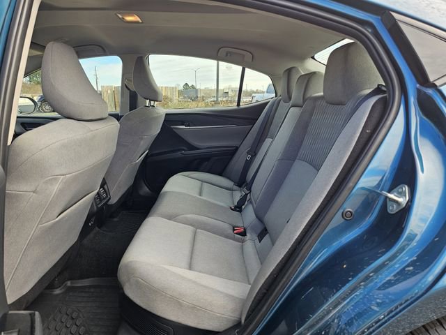 Used 2025 Toyota Camry LE w/ Convenience Package image 16