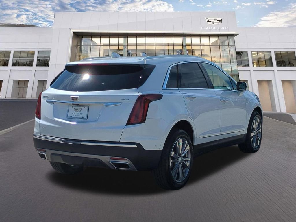 Used 2026 Cadillac XT5 Premium Luxury w/ Driver Assist Package AWD/4WD image 5