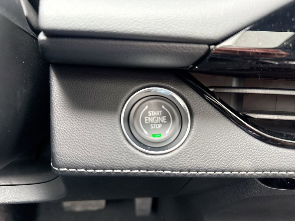 New 2026 Buick Enclave Avenir AWD/4WD image 17