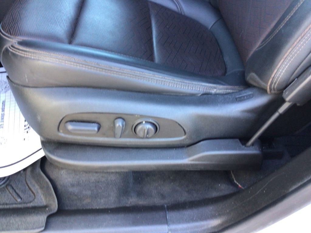 Used 2023 Chevrolet Traverse High Country AWD/4WD image 19