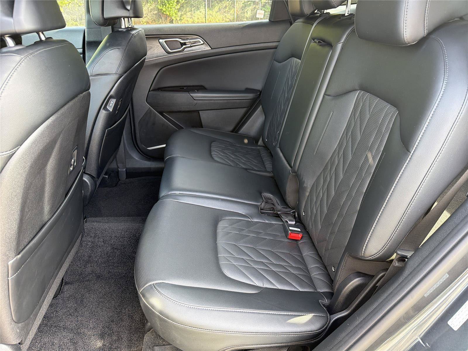 Used 2023 Kia Sportage X-Line w/ X-Line Premium Package AWD/4WD image 32
