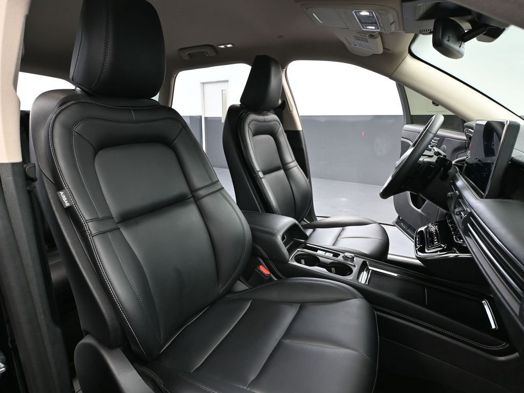 Used 2024 Lincoln Corsair Premiere image 47