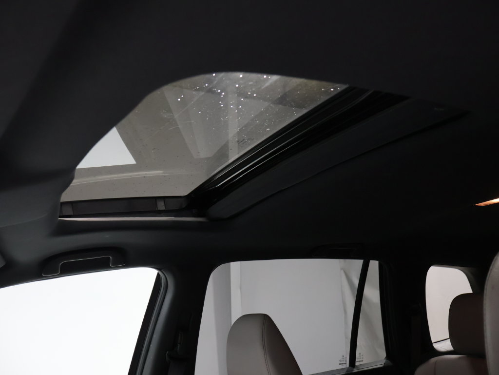 Used 2023 Honda Passport EX-L image 10