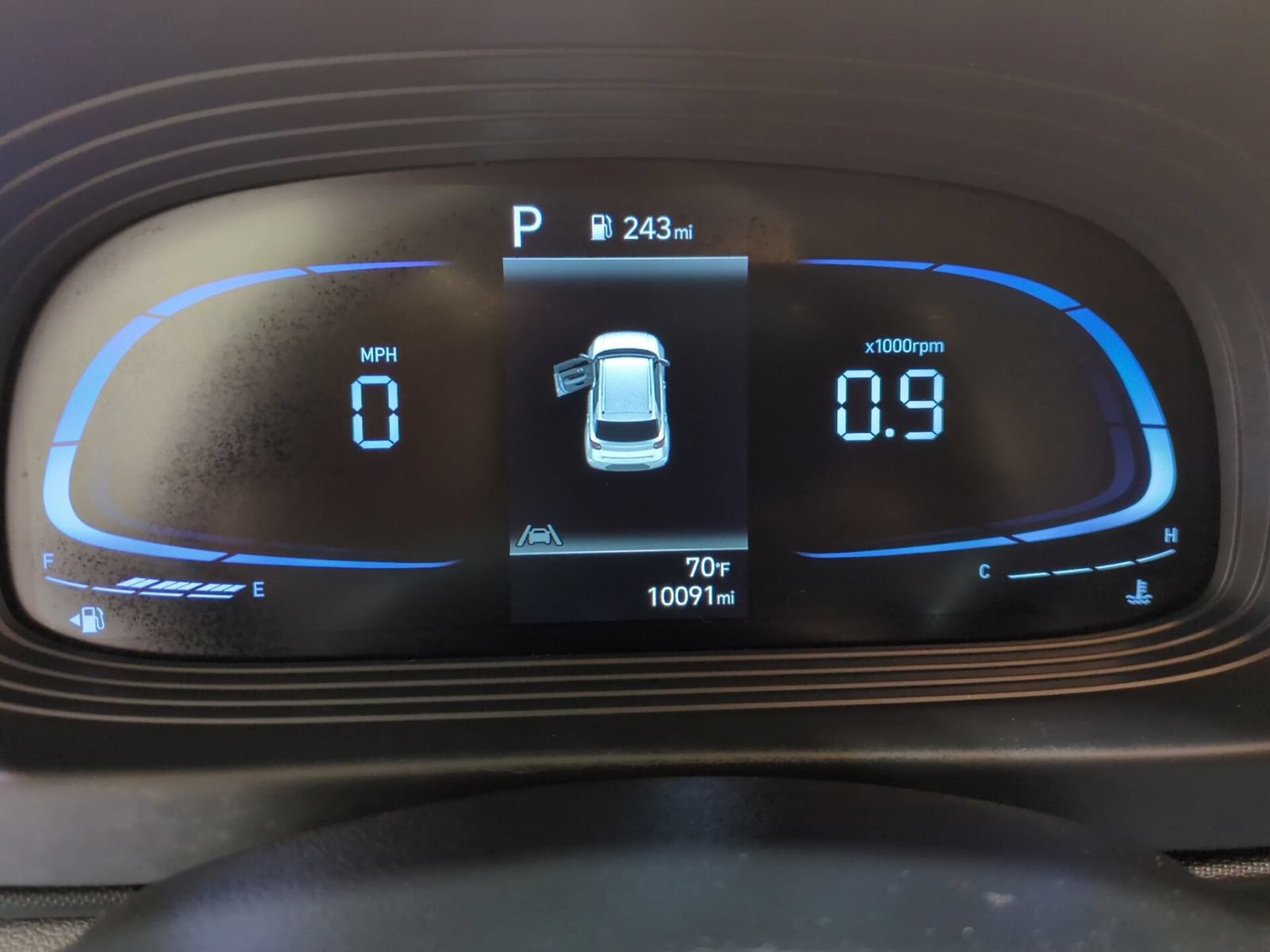 Certified 2023 Hyundai Venue Limited w/ Cargo Package FWD image 17