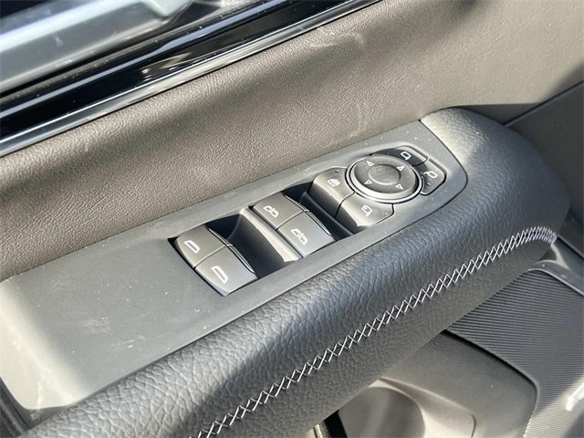 New 2026 GMC Yukon Denali w/ Sun & Power Step Package image 17