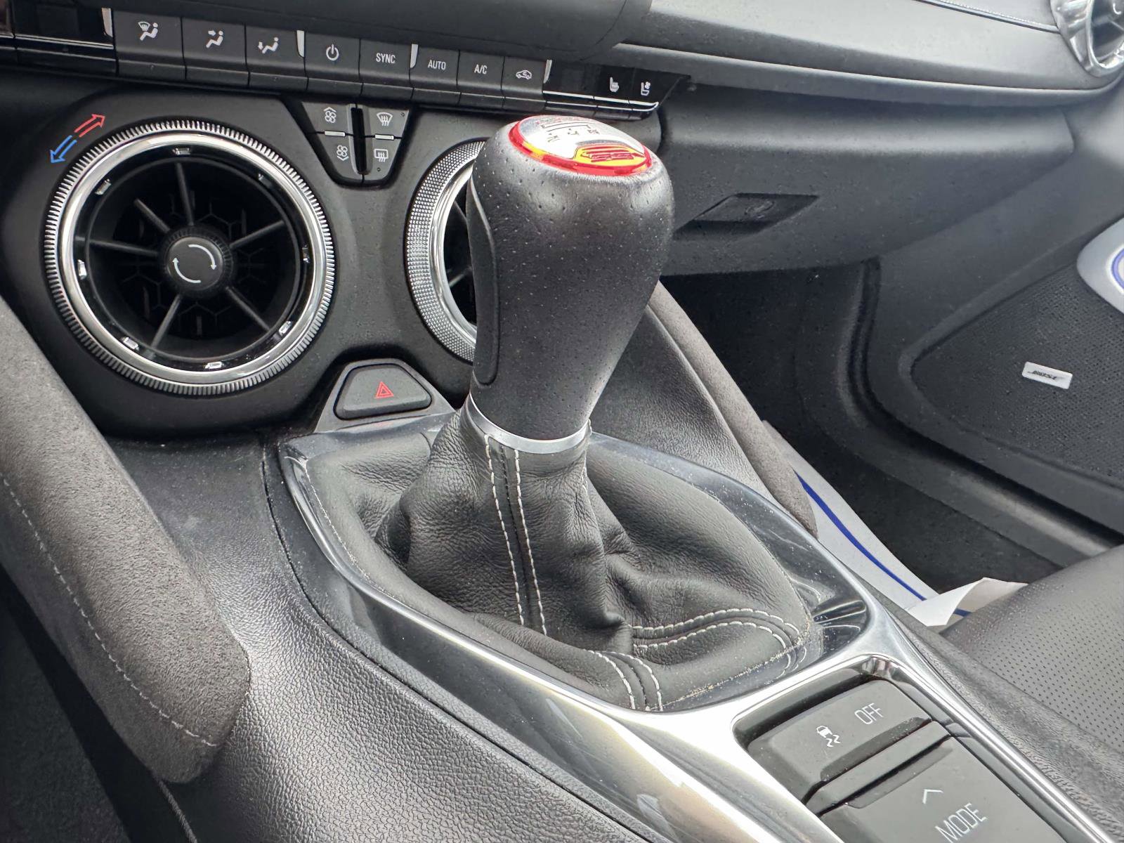 Used 2018 Chevrolet Camaro SS image 15