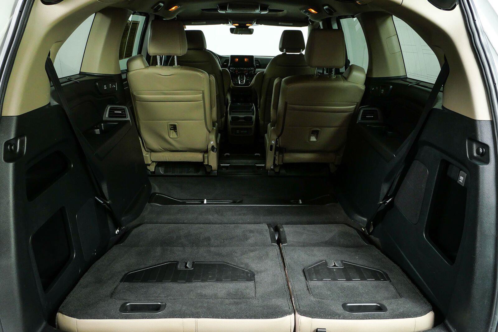 Used 2024 Honda Odyssey Touring image 34