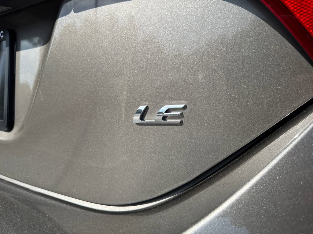 Used 2019 Toyota Corolla LE FWD image 54