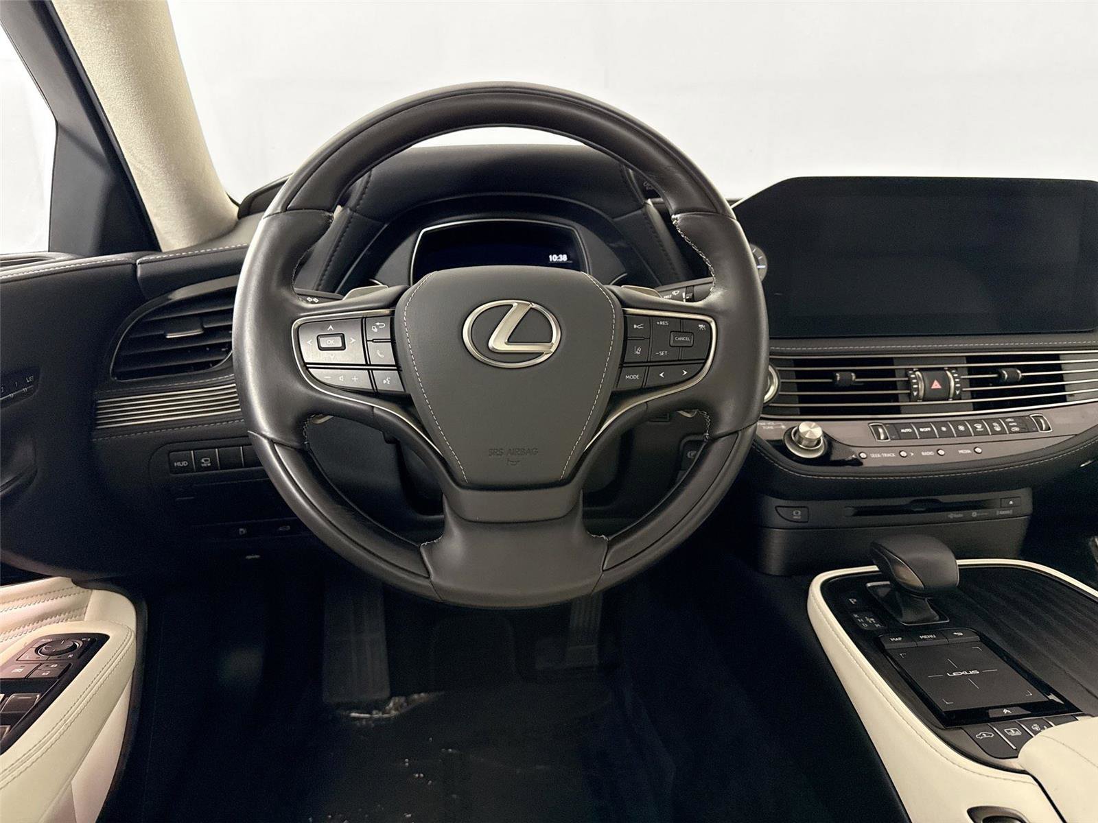 Used 2022 Lexus LS 500 RWD image 33
