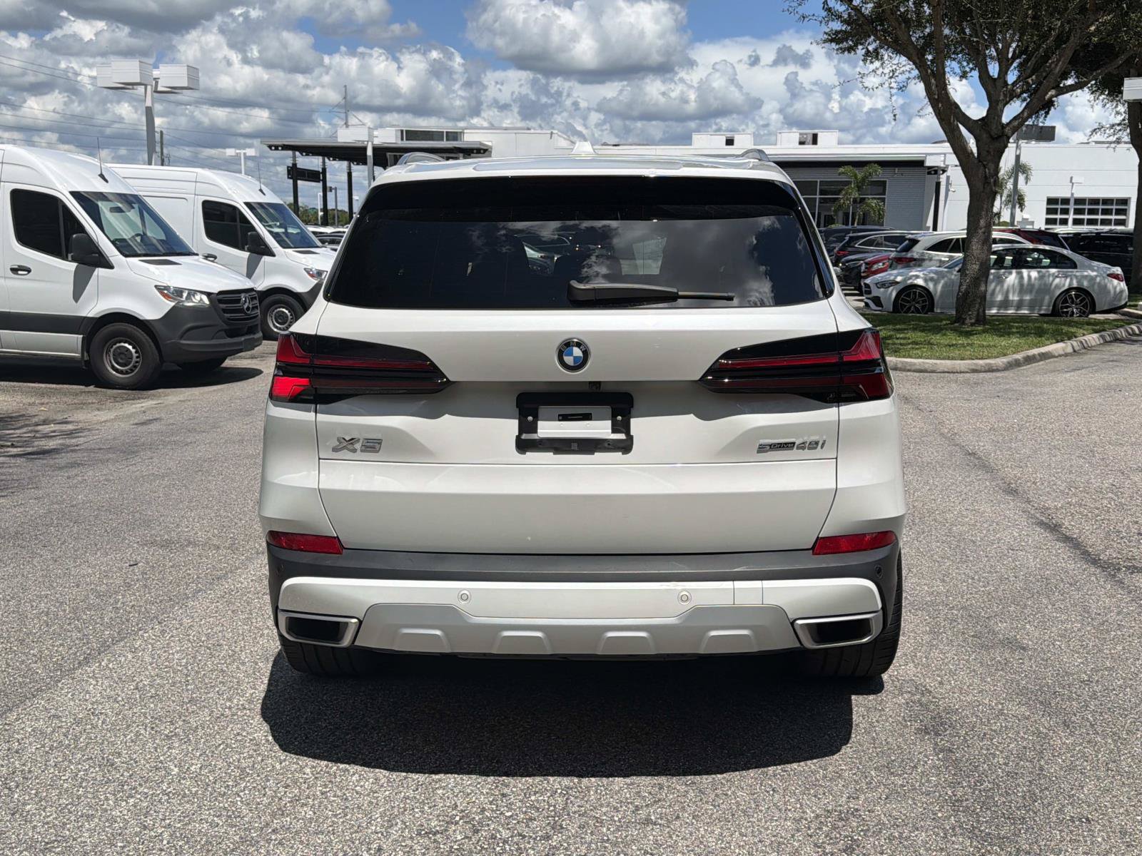 Used 2025 BMW X5 sDrive40i w/ Climate Comfort Package RWD image 4