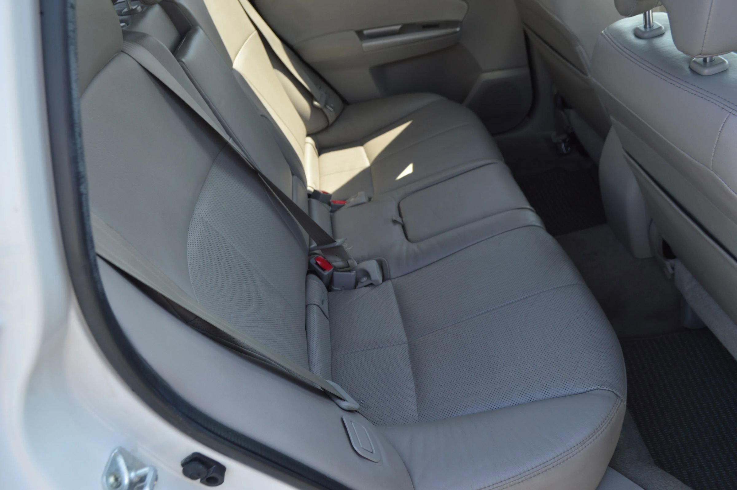 Used 2009 Subaru Forester 2.5X Limited AWD/4WD image 26