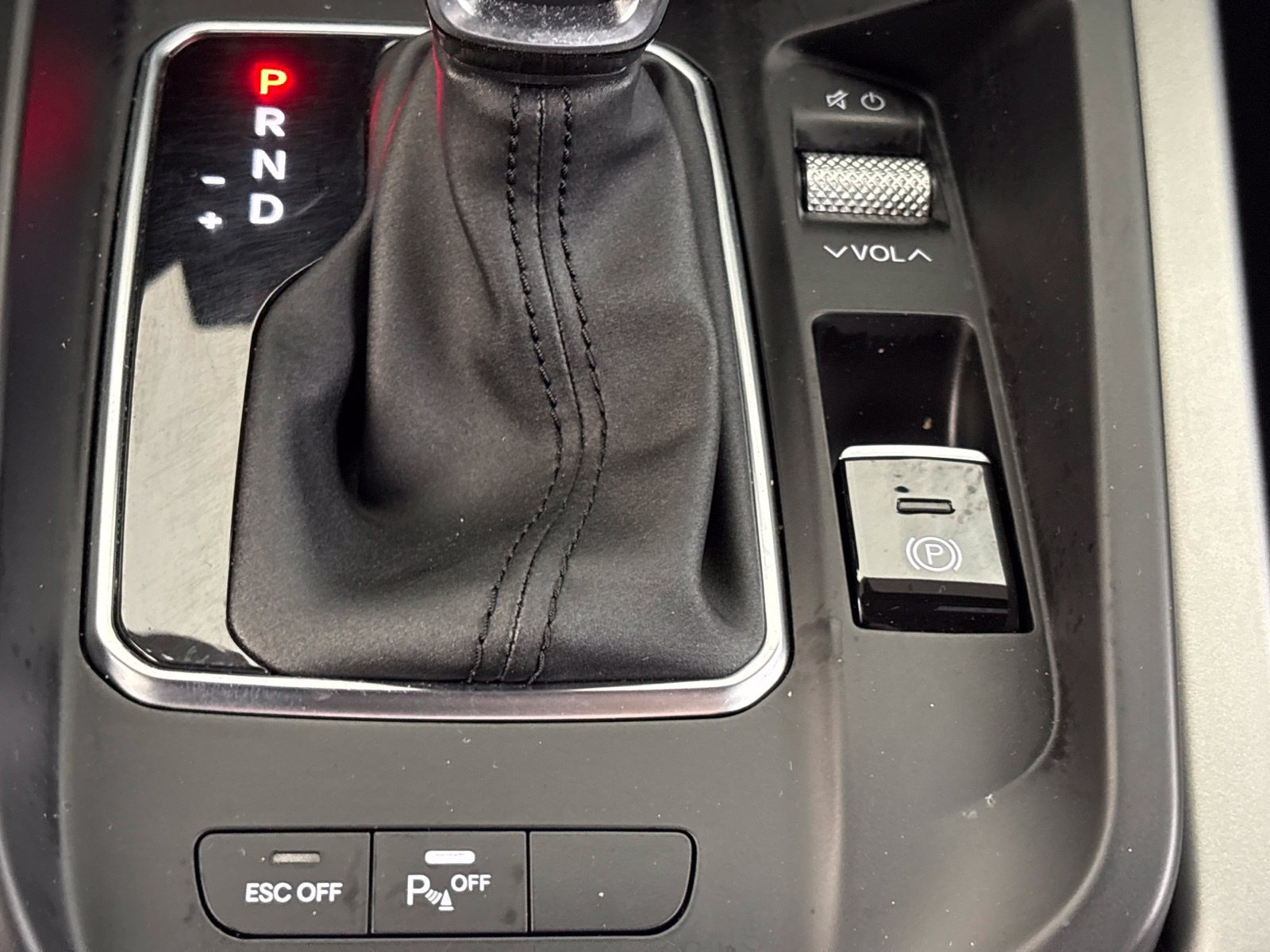 Used 2024 Dodge Hornet R/T AWD/4WD image 25