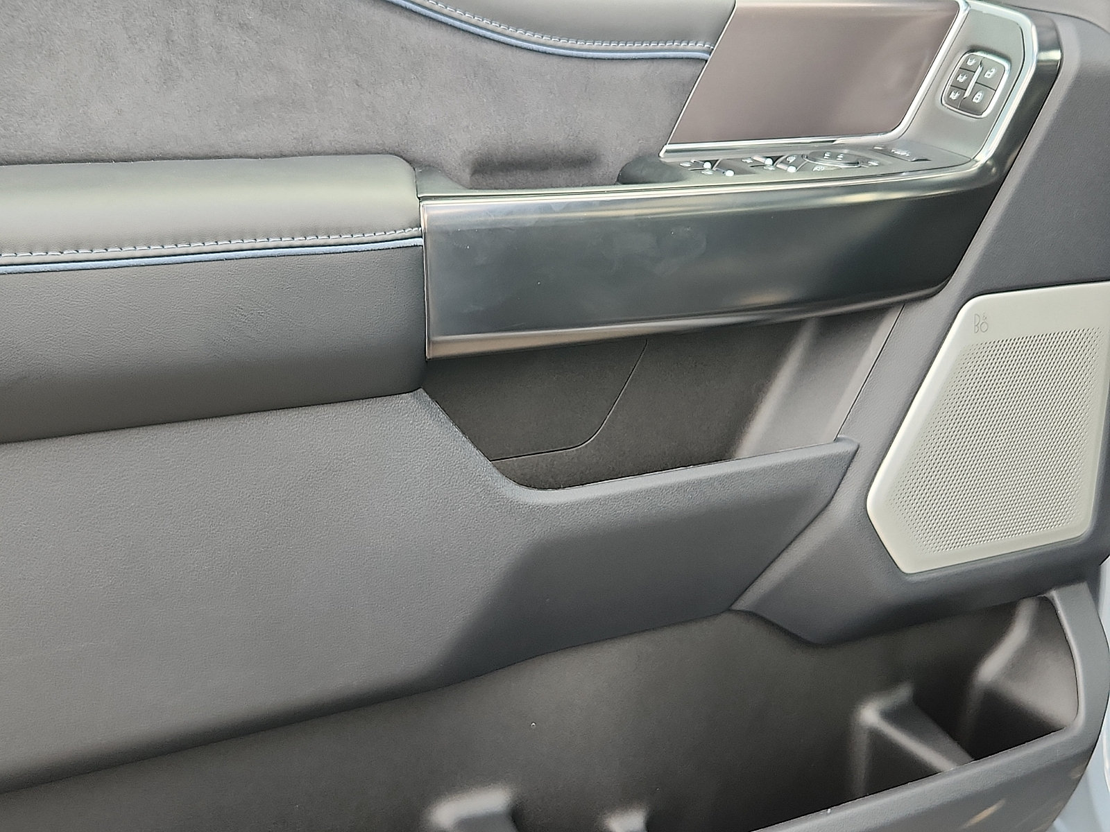 New 2026 Ford F250 Platinum AWD/4WD image 8