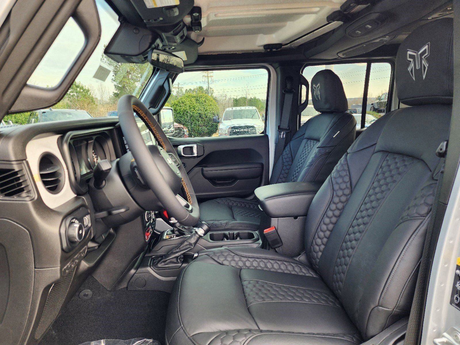 Used 2024 Jeep Wrangler Unlimited Sport image 9