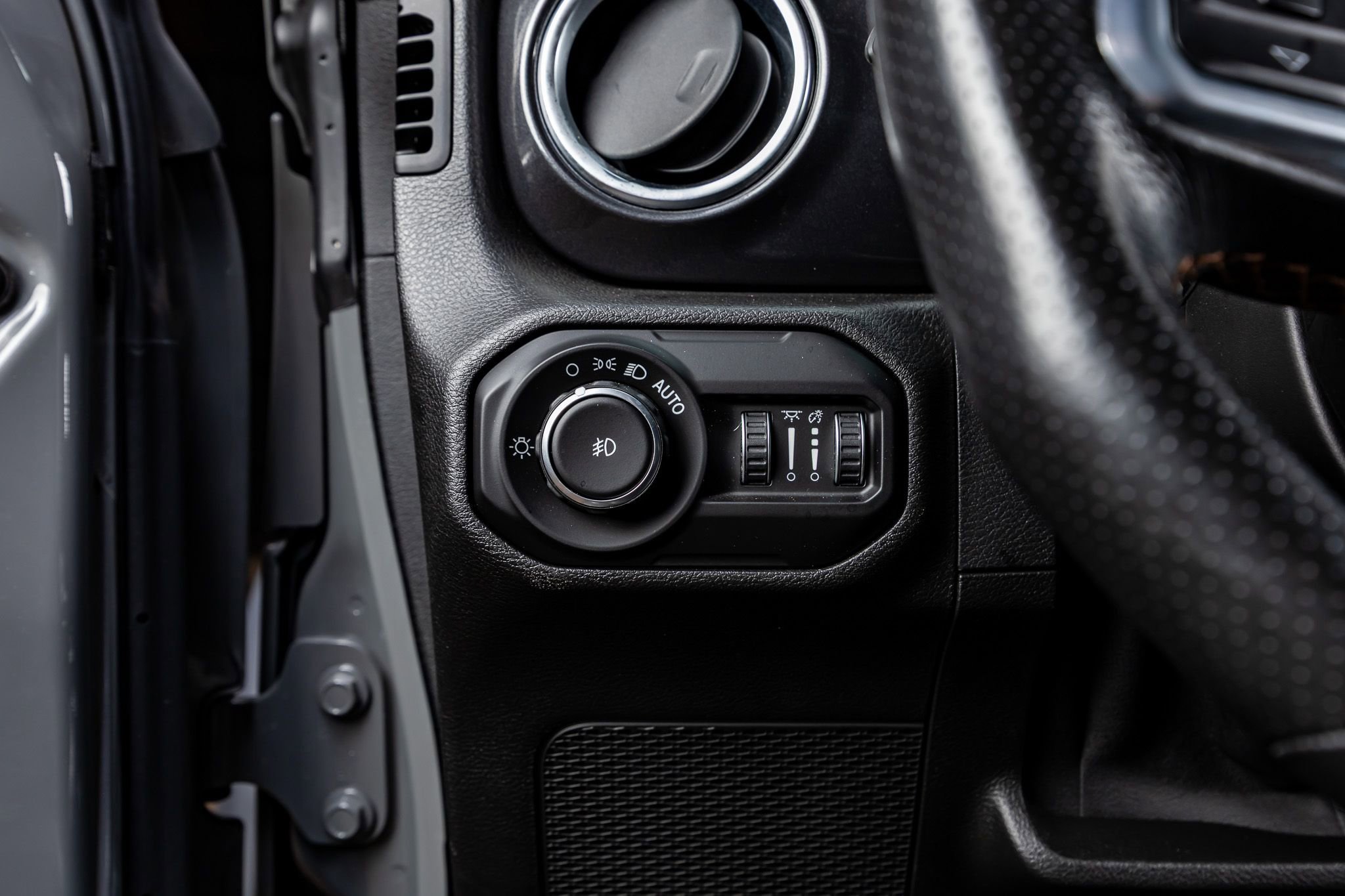 Used 2021 Jeep Wrangler Unlimited Rubicon w/ Trailer Tow Package image 21