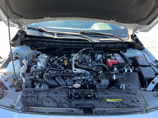 Used 2025 Nissan Altima 2.5 SR FWD image 16