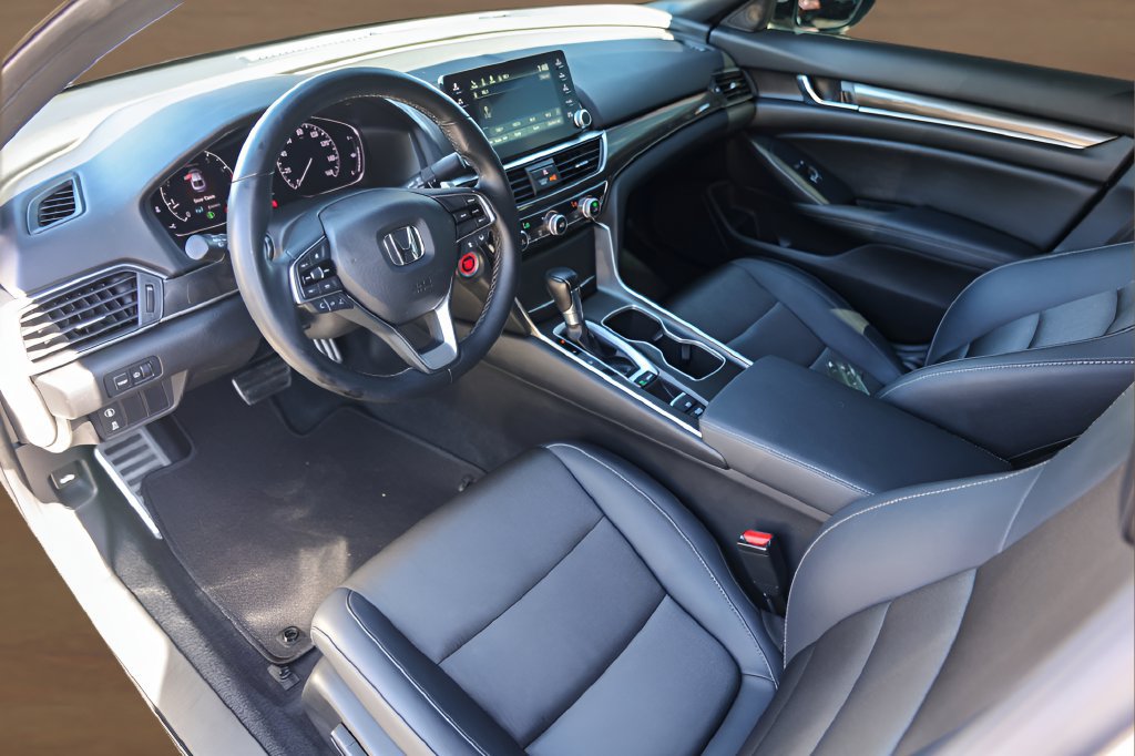 Used 2019 Honda Accord Sport image 10