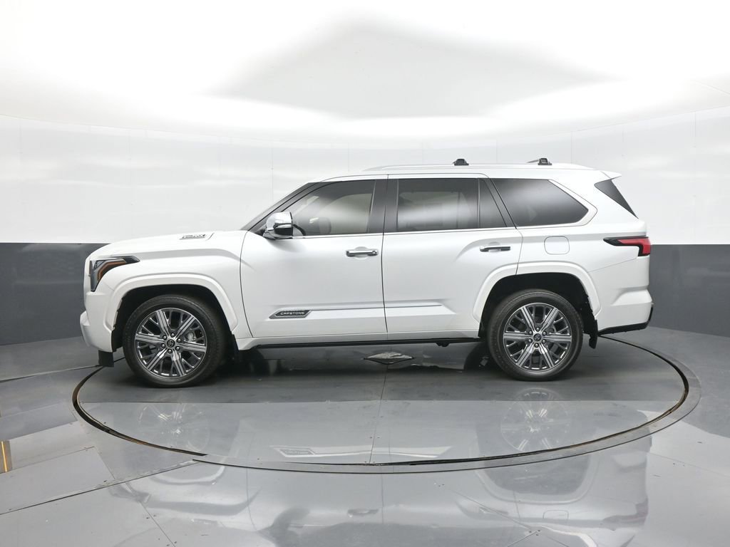 Certified 2024 Toyota Sequoia Capstone AWD/4WD image 4