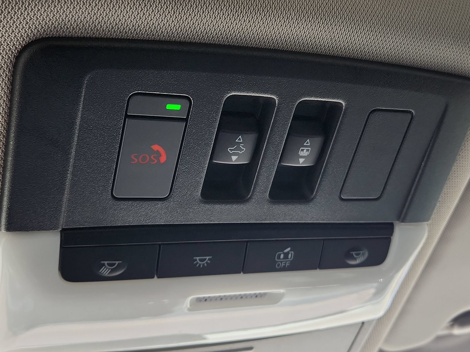 Used 2023 Nissan Rogue SL w/ SL Premium Package FWD image 13