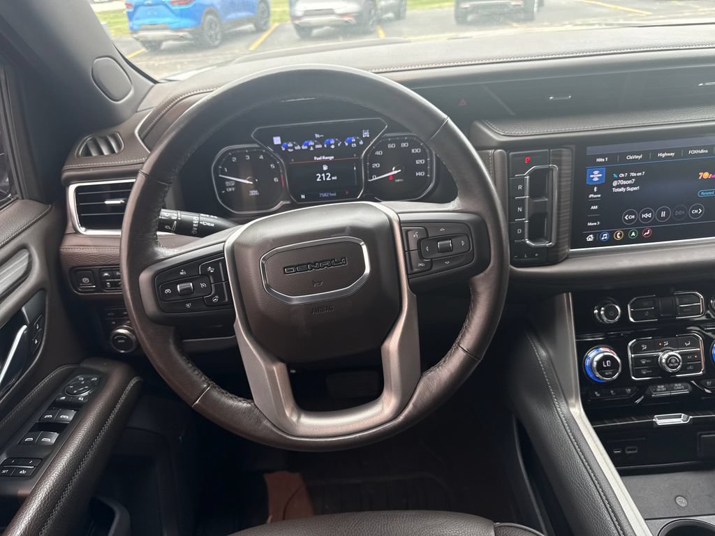 Certified 2021 GMC Yukon Denali w/ Denali Premium Package AWD/4WD image 14