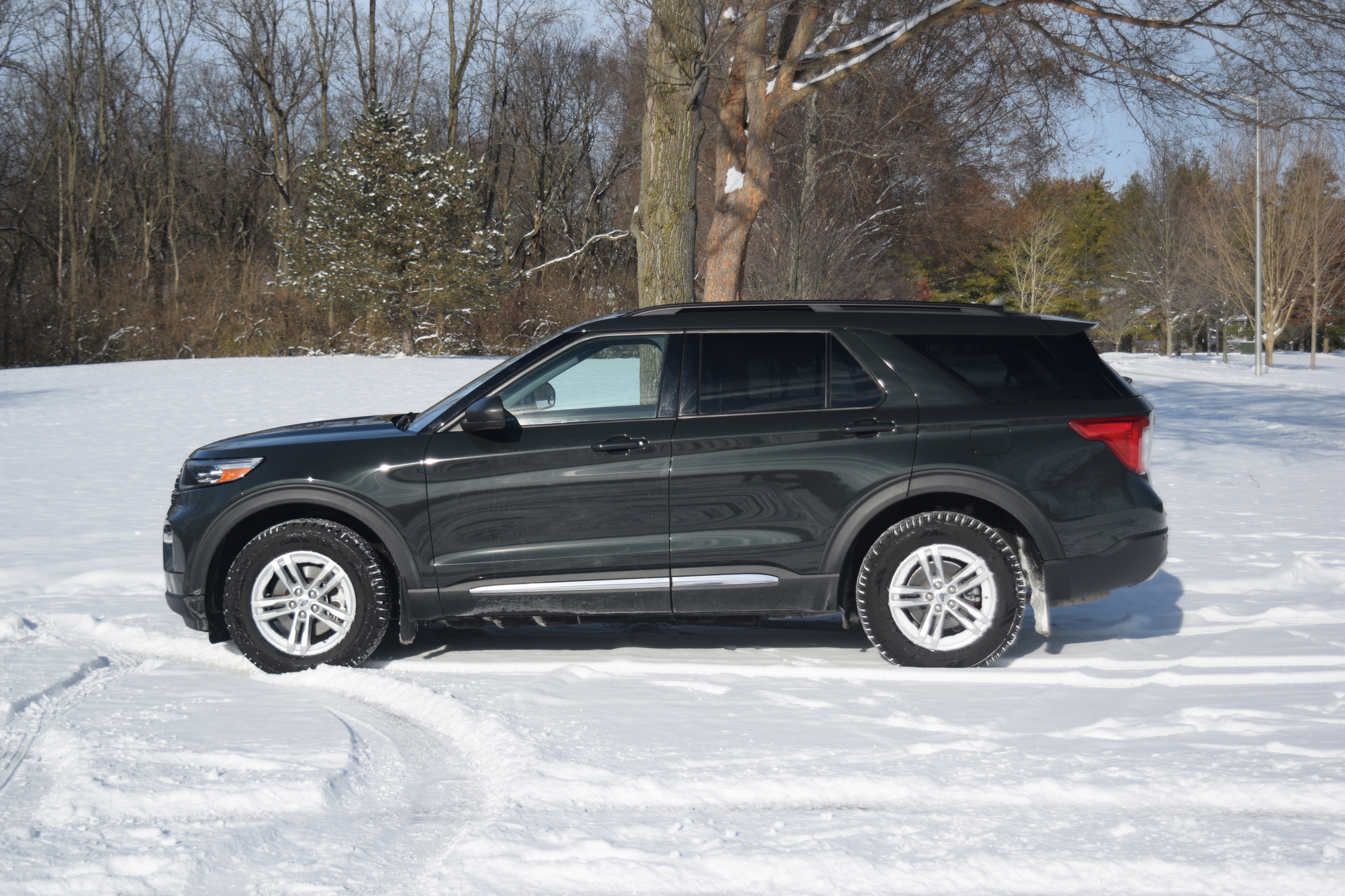 Used 2023 Ford Explorer XLT w/ Equipment Group 202A image 24