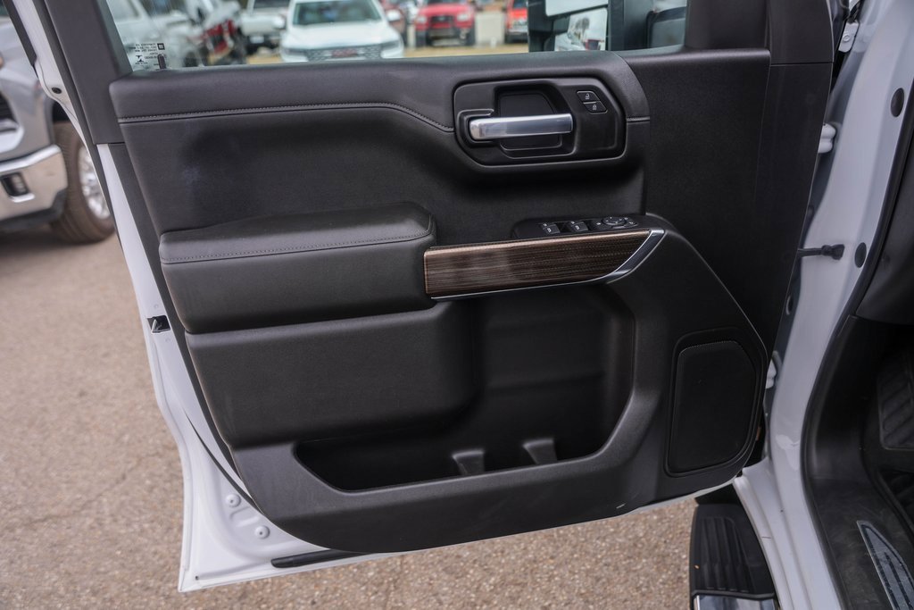 Used 2021 Chevrolet Silverado 1500 LT w/ Z71 Off-Road Package image 24